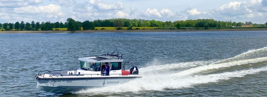 Axopar 28 Cabin Brabus Line | Sno