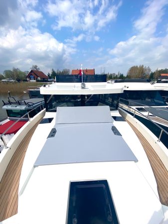 Cobra Yachts 45 | Dias