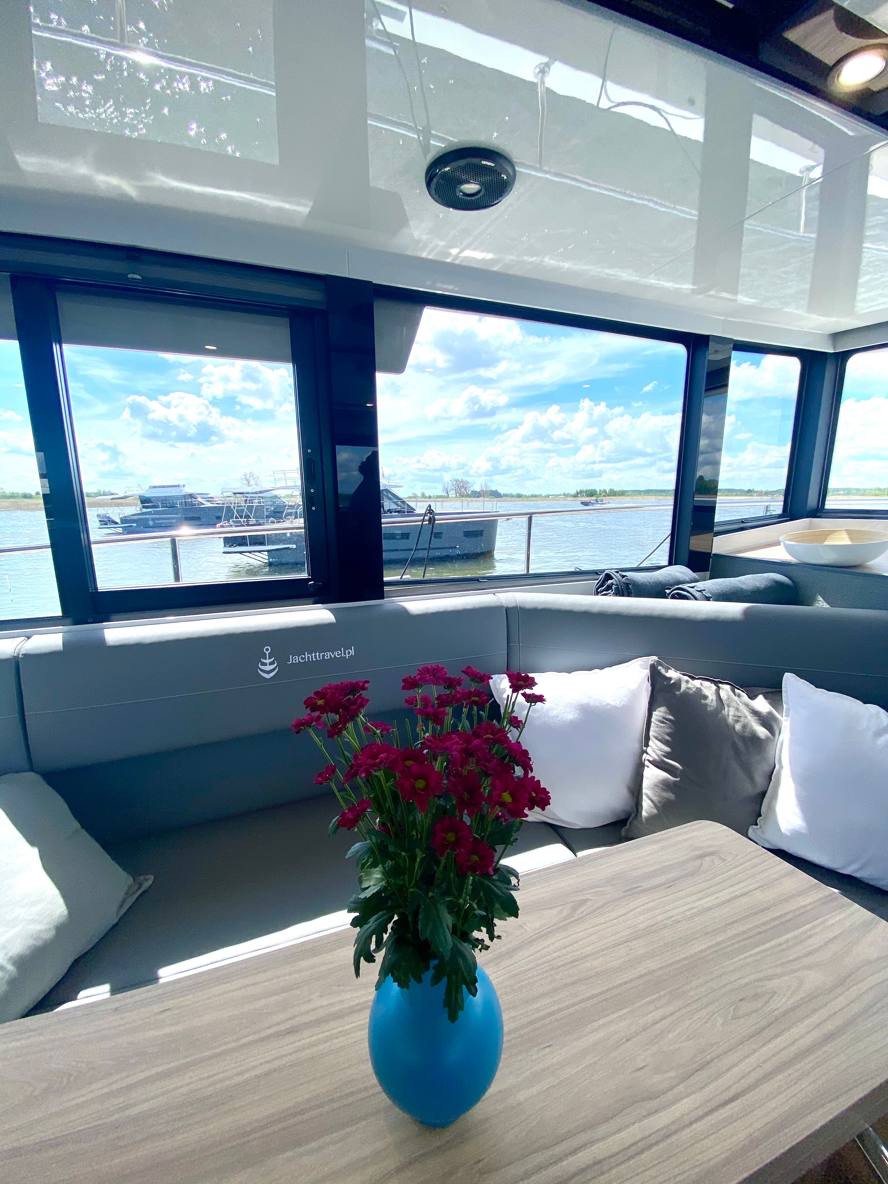 Cobra Yachts 45 | Dias