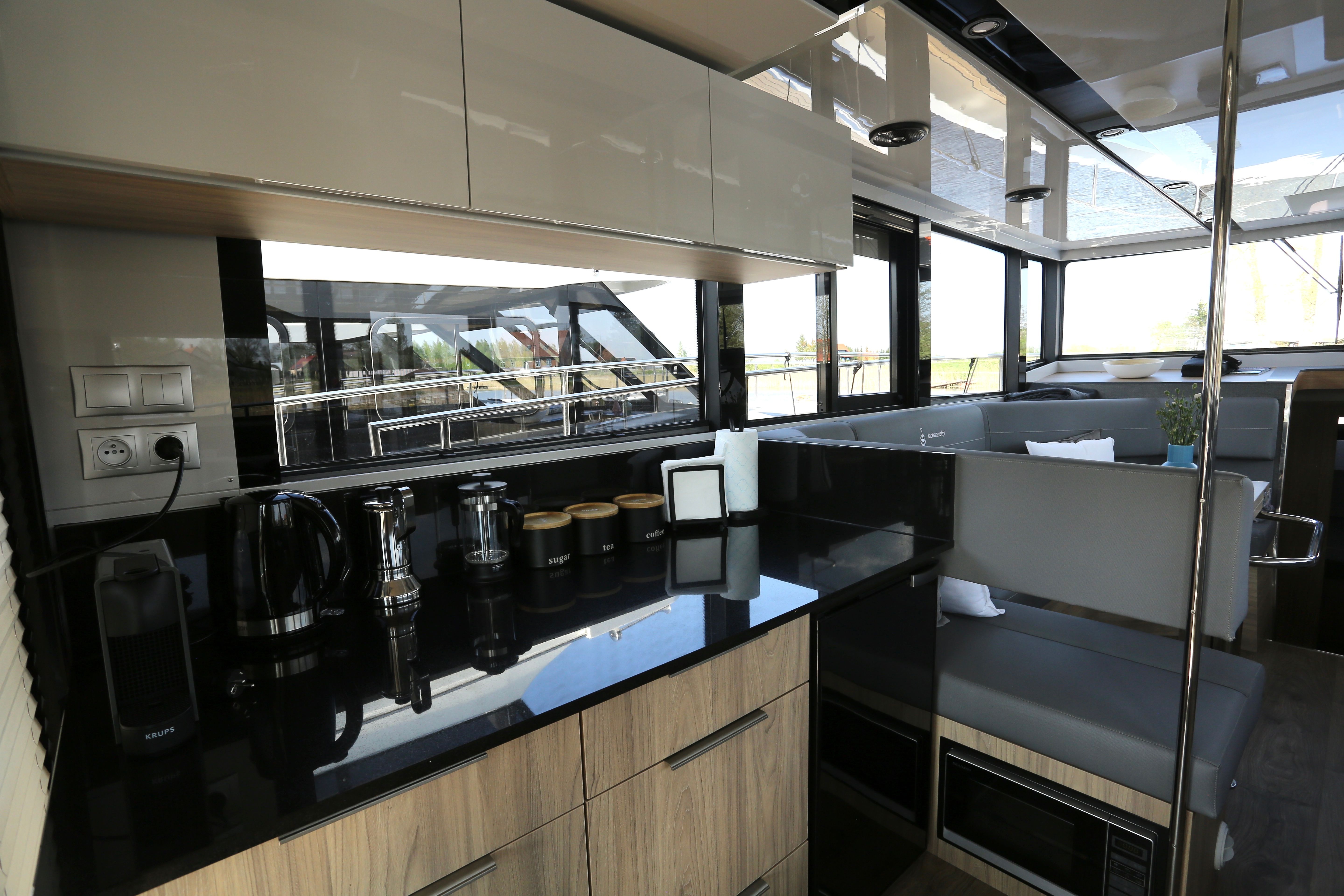 Cobra Yachts 45 | Dias