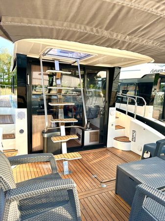 Cobra Yachts 45 | Dias
