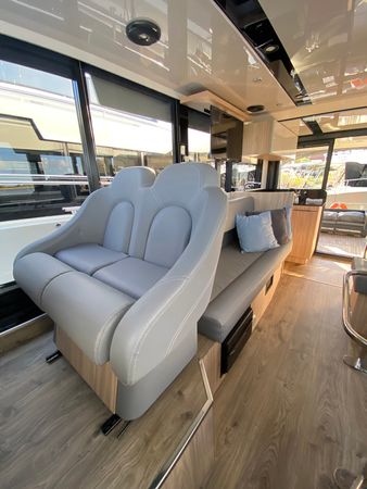 Cobra Yachts 45 | Magellan