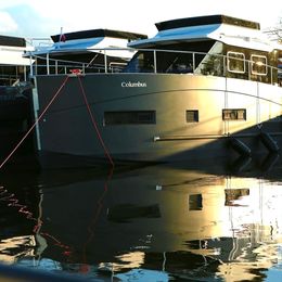 Cobra Yachts 45 | Columbus