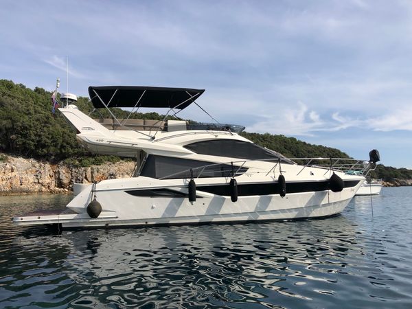 Galeon 420 Fly | Perla