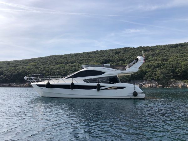Galeon 420 Fly | Perla