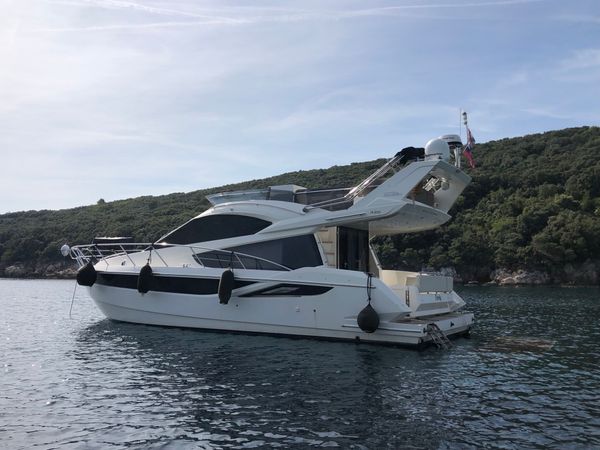 Galeon 420 Fly | Perla
