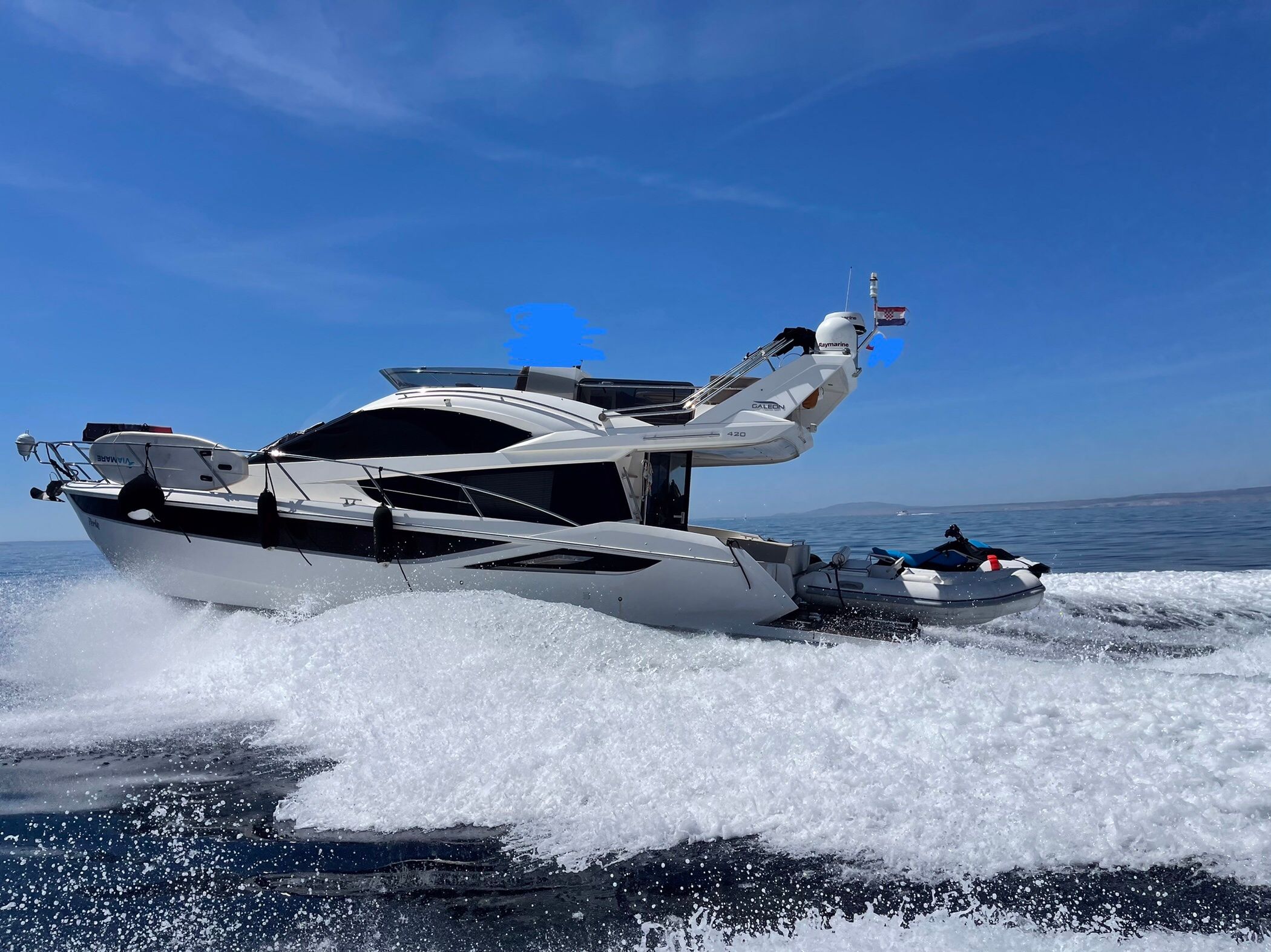 Galeon 420 Fly | Perla