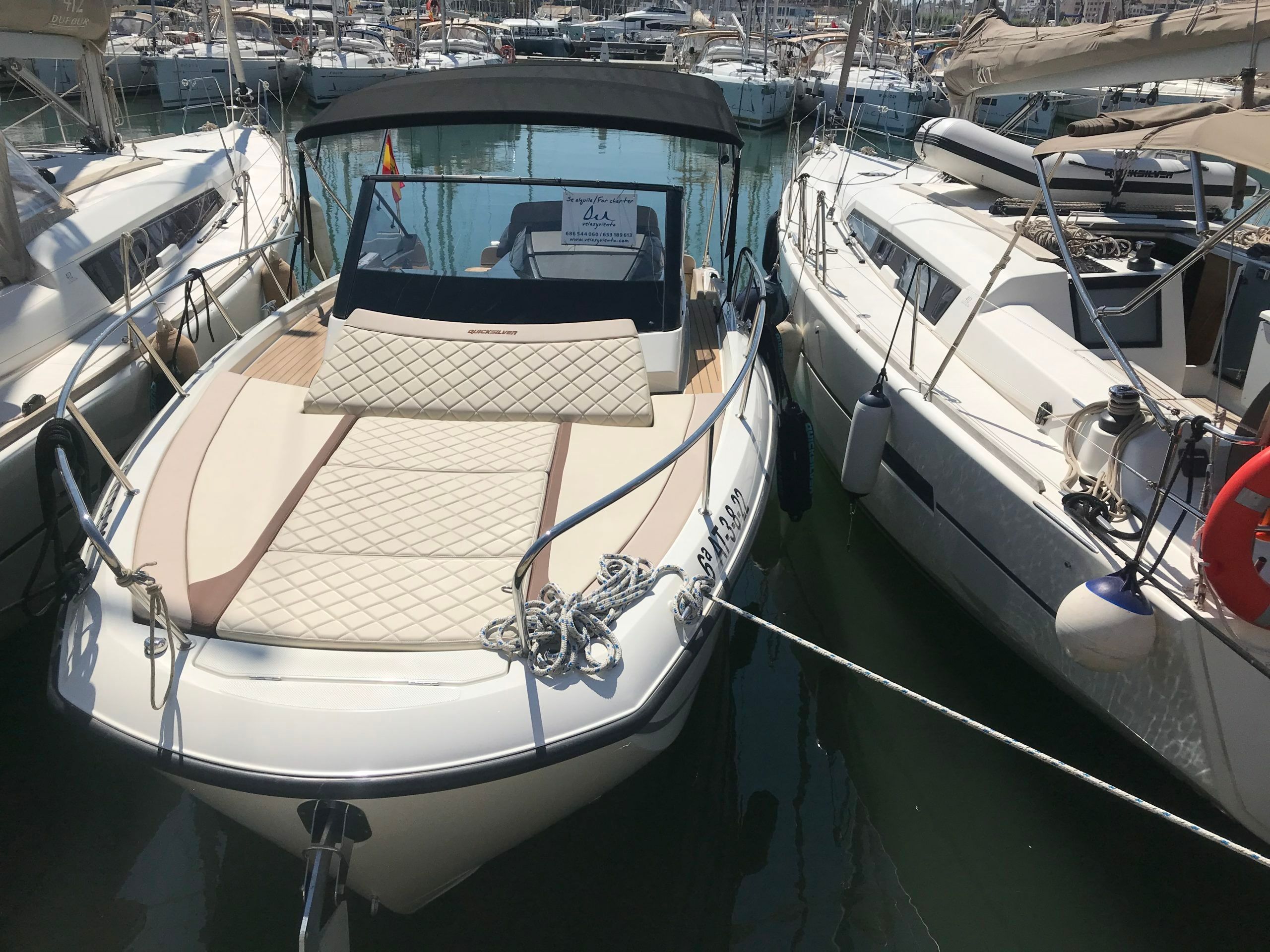 Quicksilver 875 | Sundeck