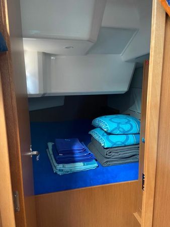 Bavaria C38 | La Vela