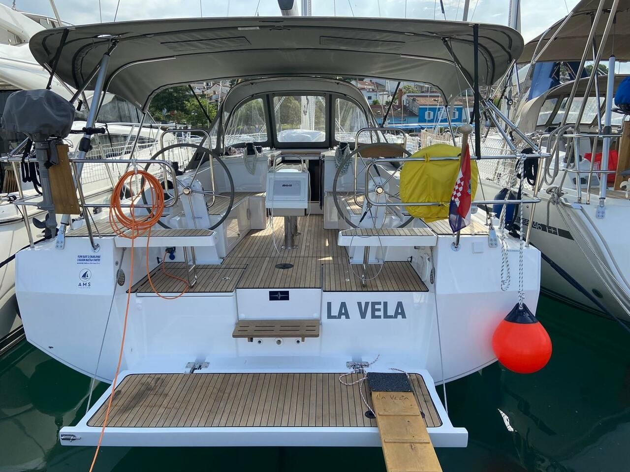 Bavaria C38 | La Vela