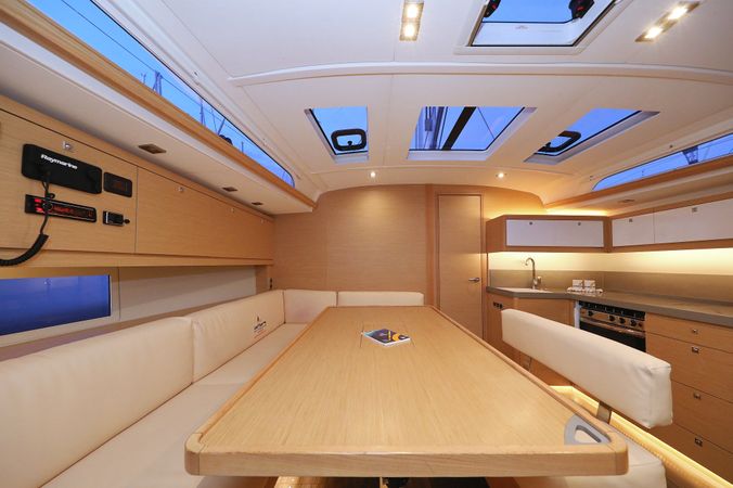 Dufour 470 | Chill Course