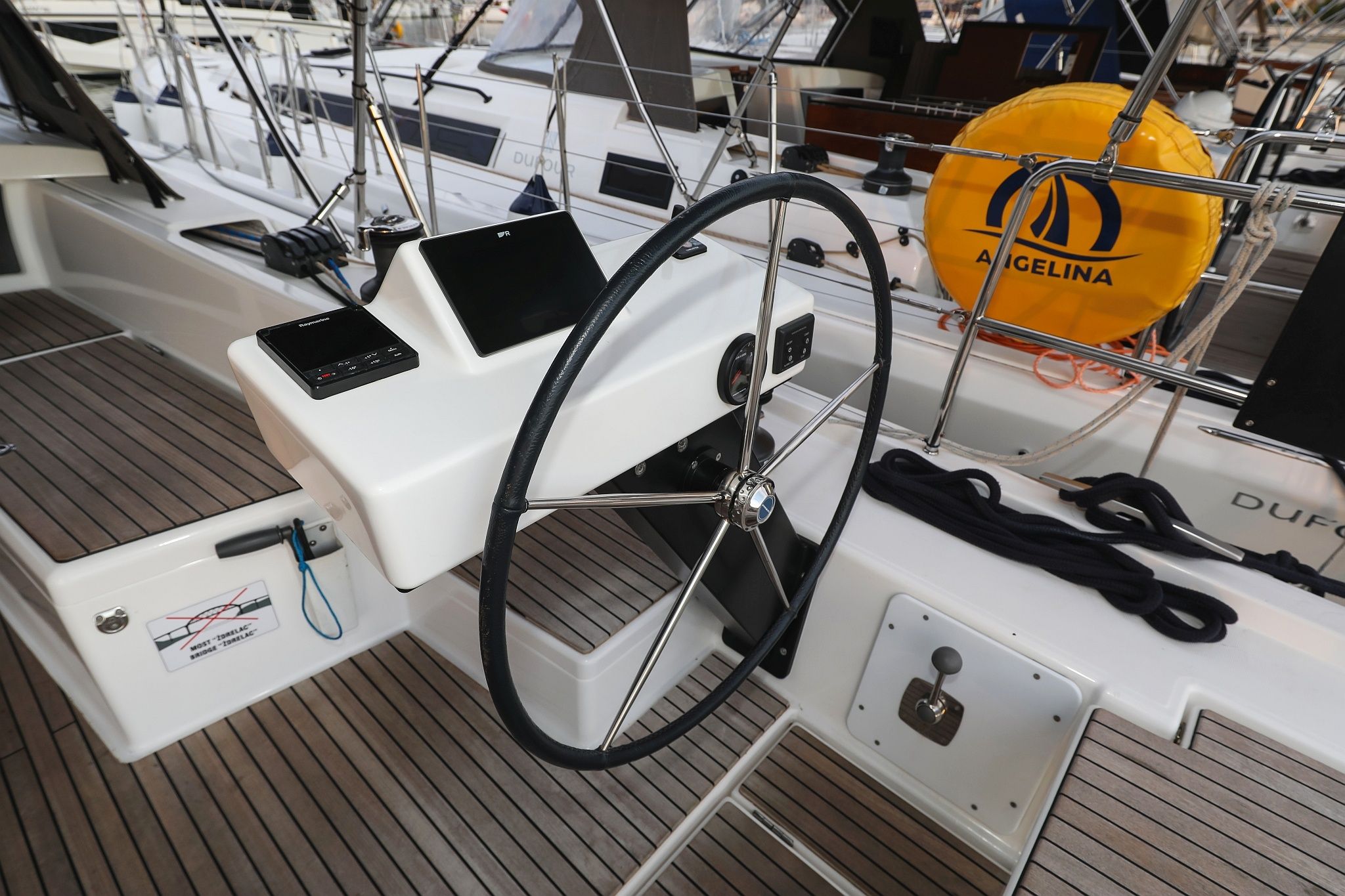 Dufour 470 | Chill Course