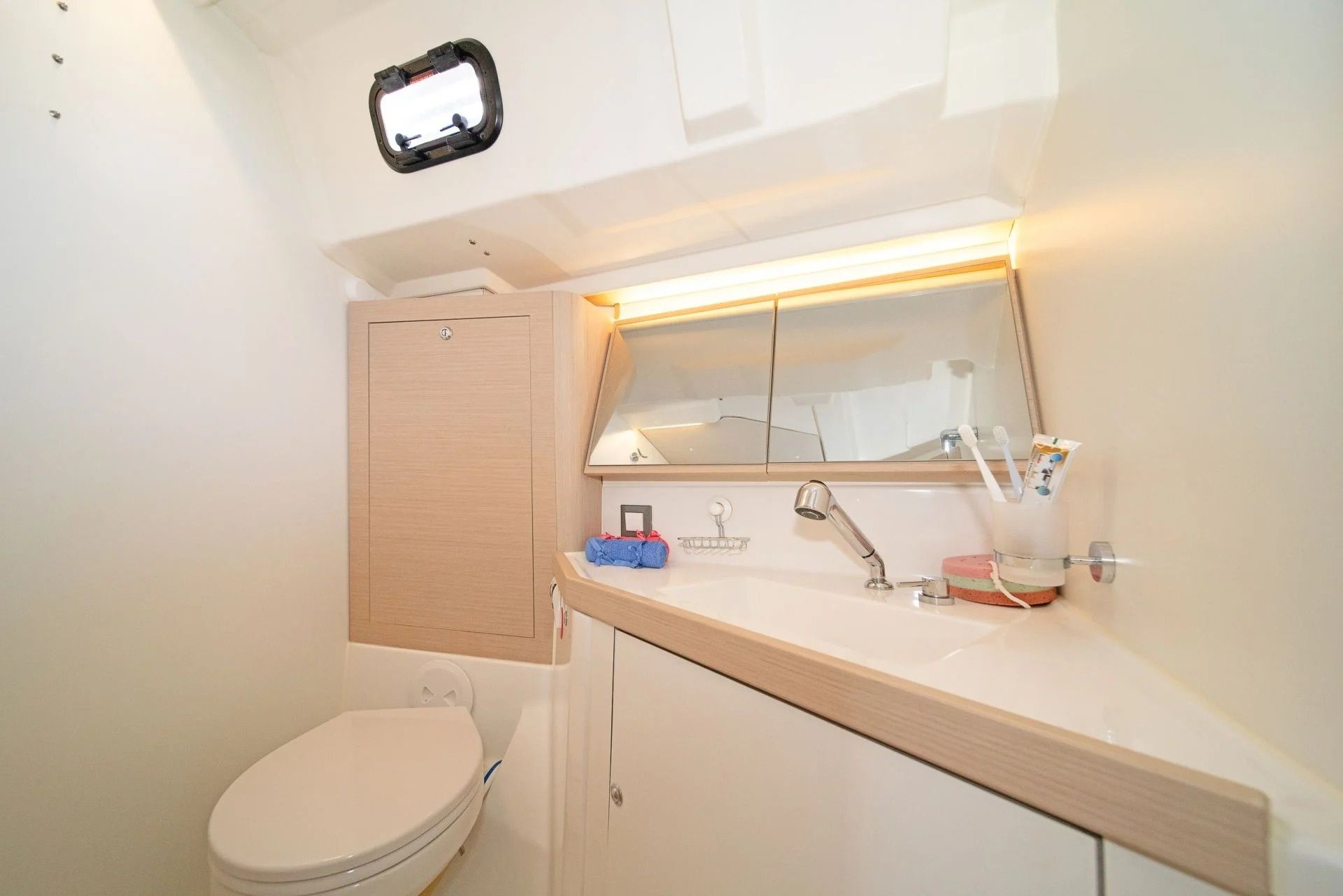 Beneteau Oceanis 46.1 | Beautiful Helen