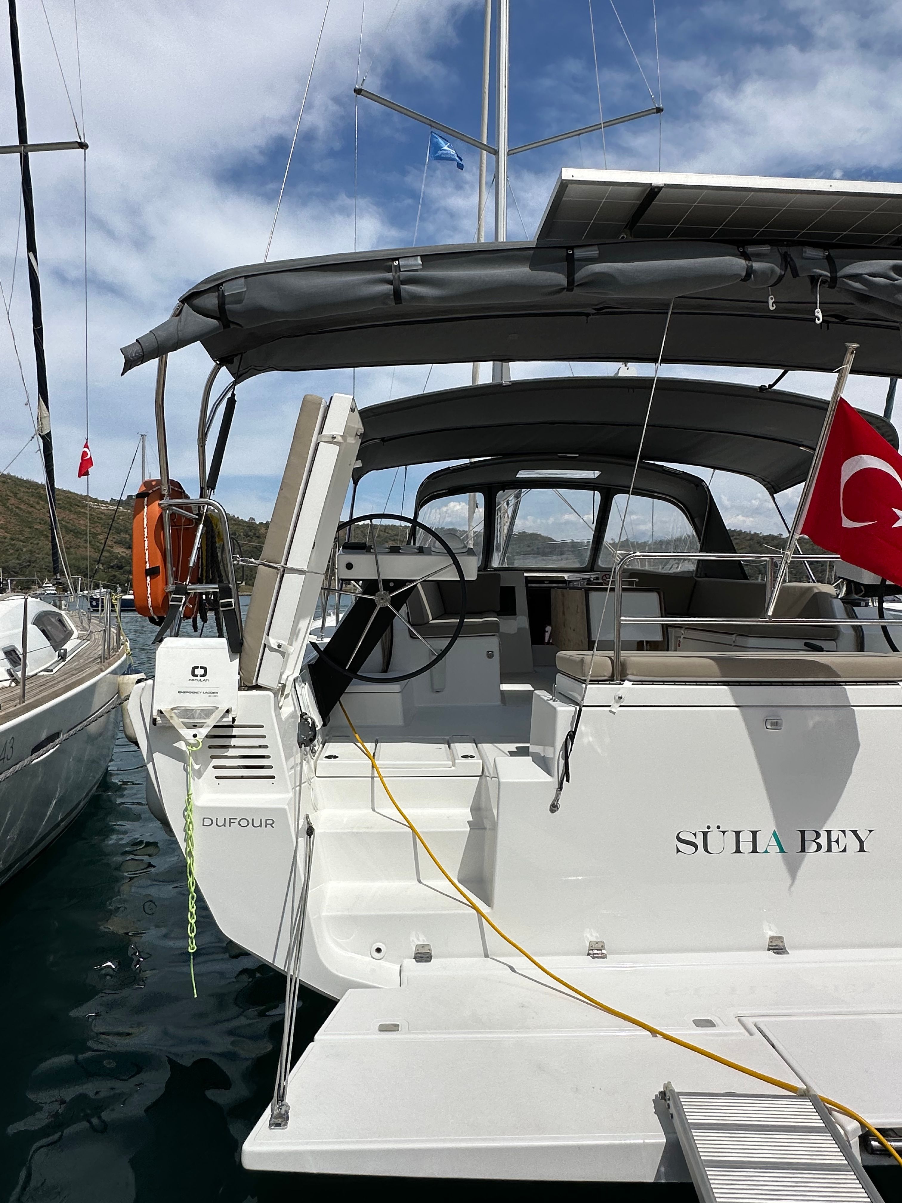 Dufour 470 | Suha Bey