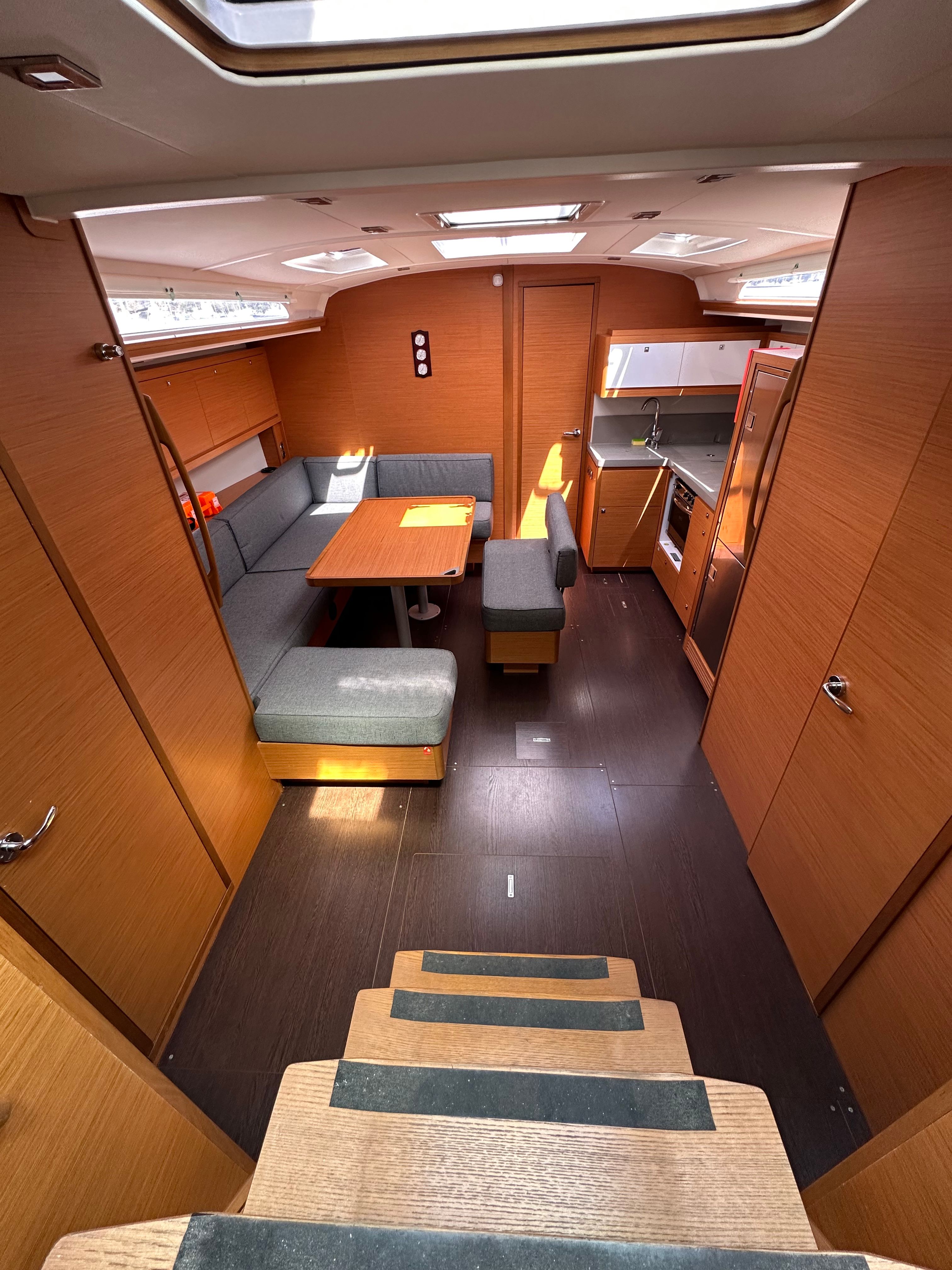 Dufour 470 | Suha Bey