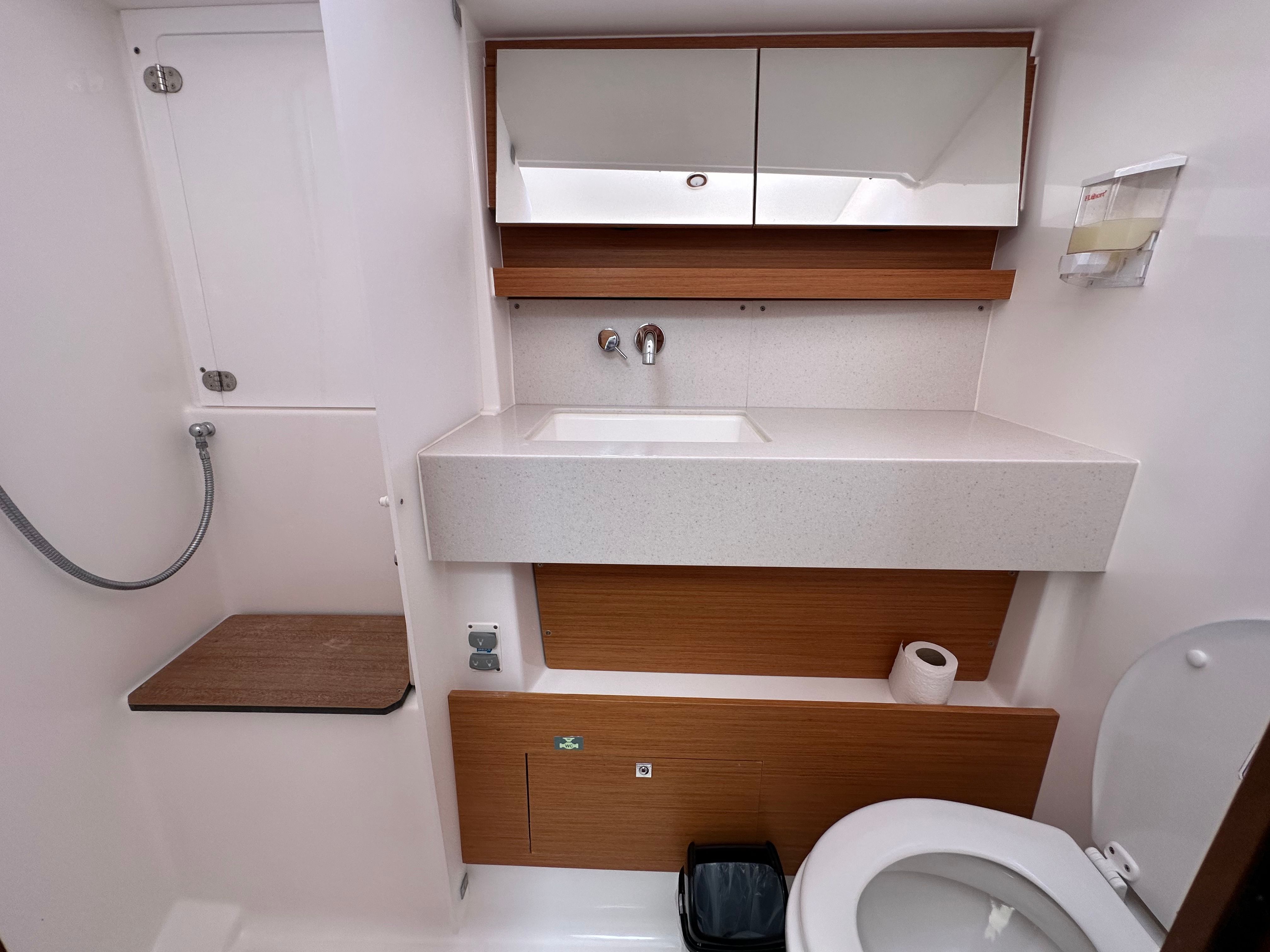 Dufour 470 | Suha Bey