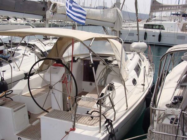 Hanse 325 | Selini