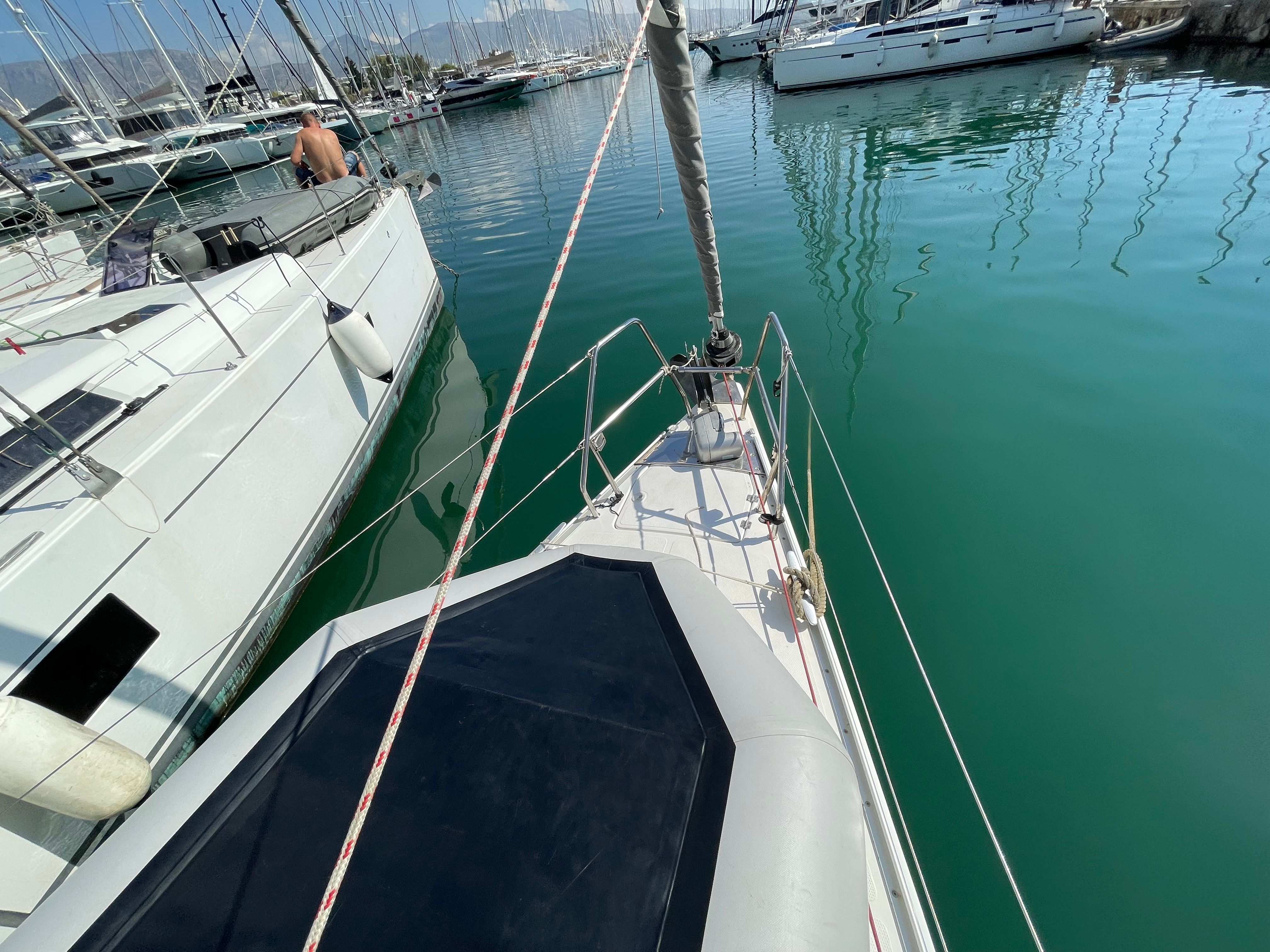 Hanse 325 | Selini