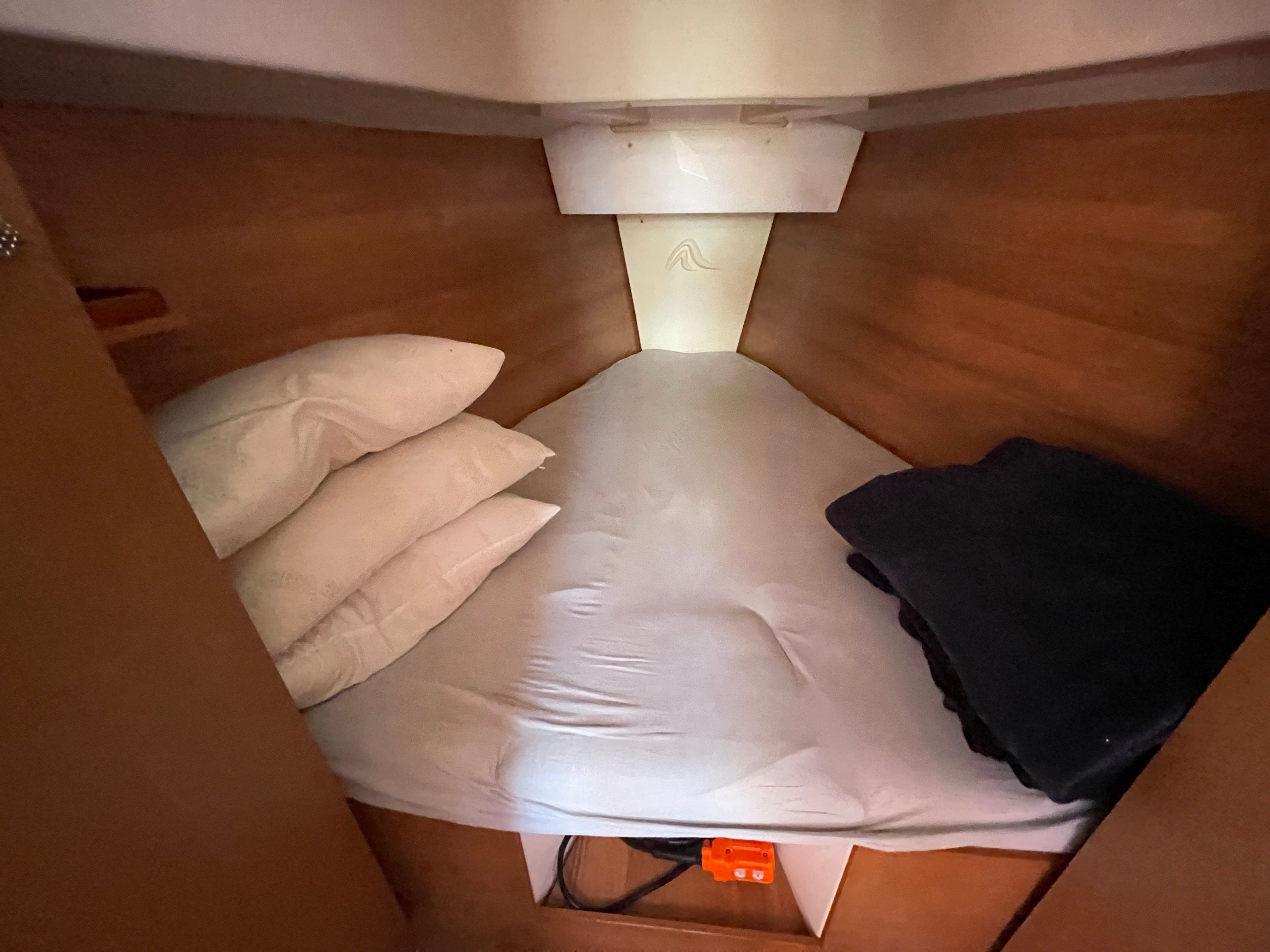 Hanse 325 | Selini