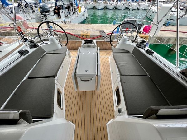 Jeanneau Sun Odyssey 410 | Thalia