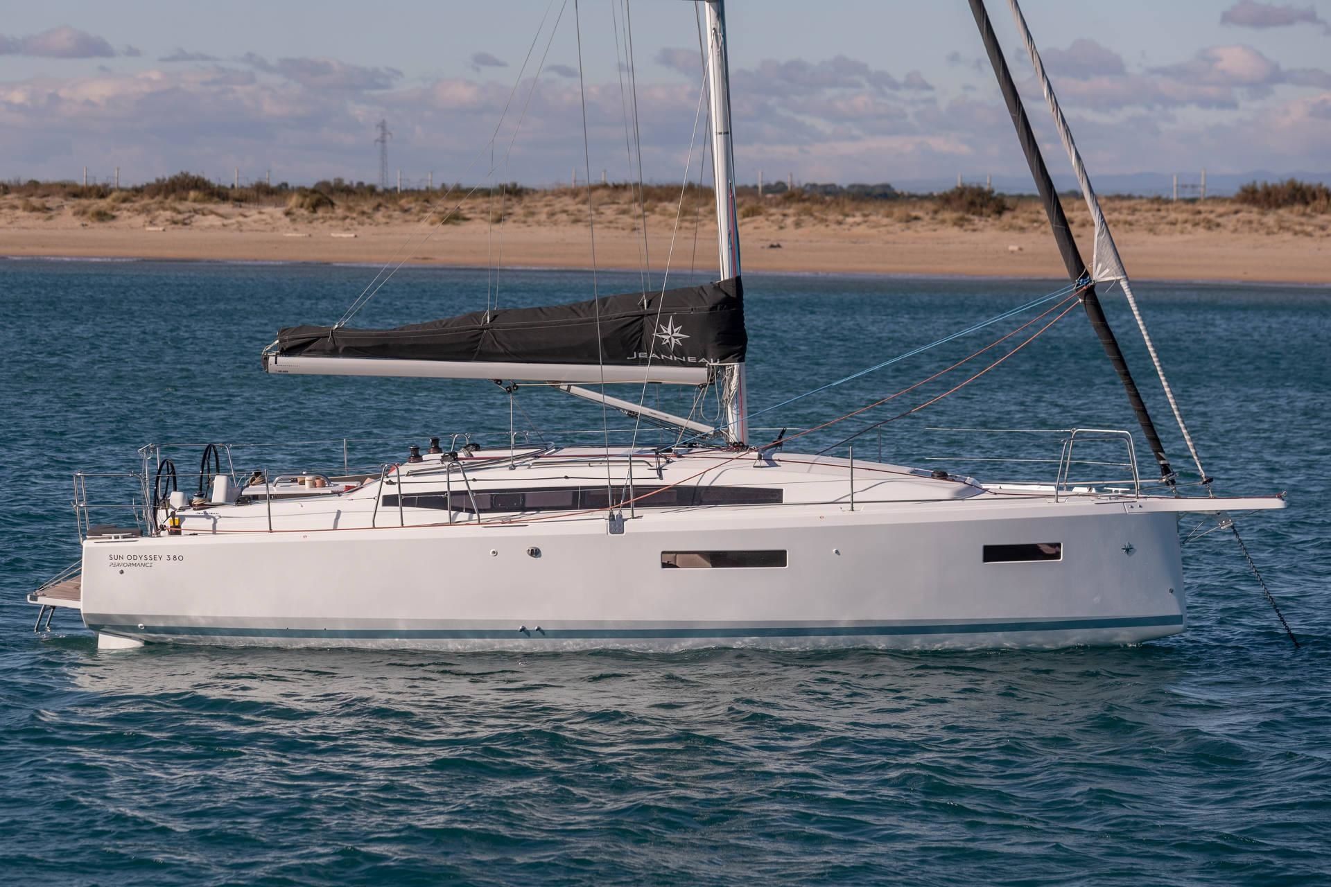 Jeanneau Sun Odyssey 380 | Maitai