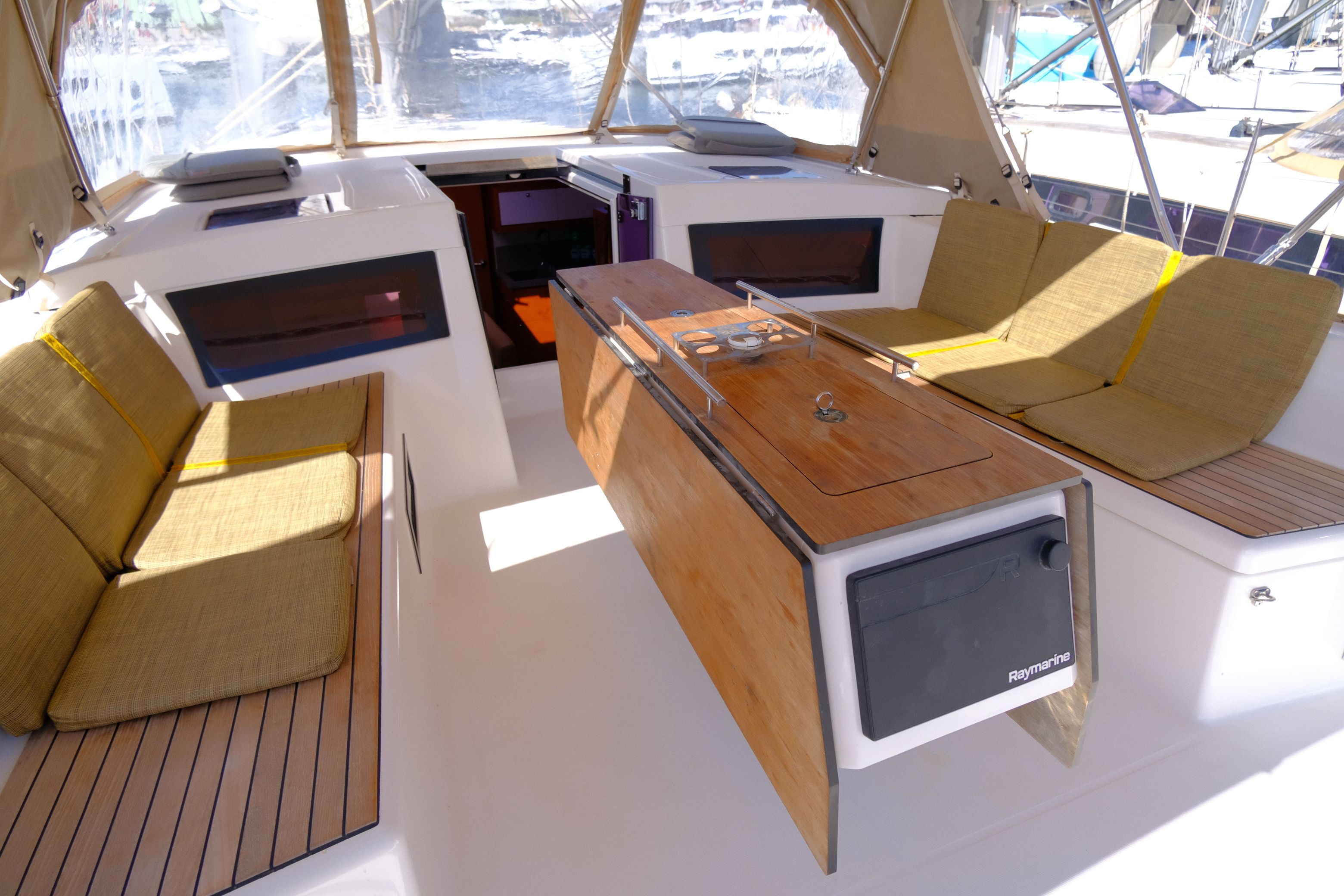 Dufour 470 | Banshee