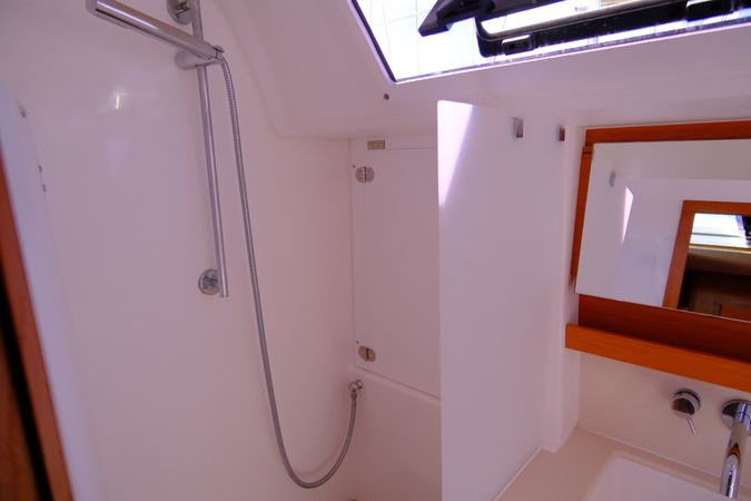 Dufour 470 | Banshee