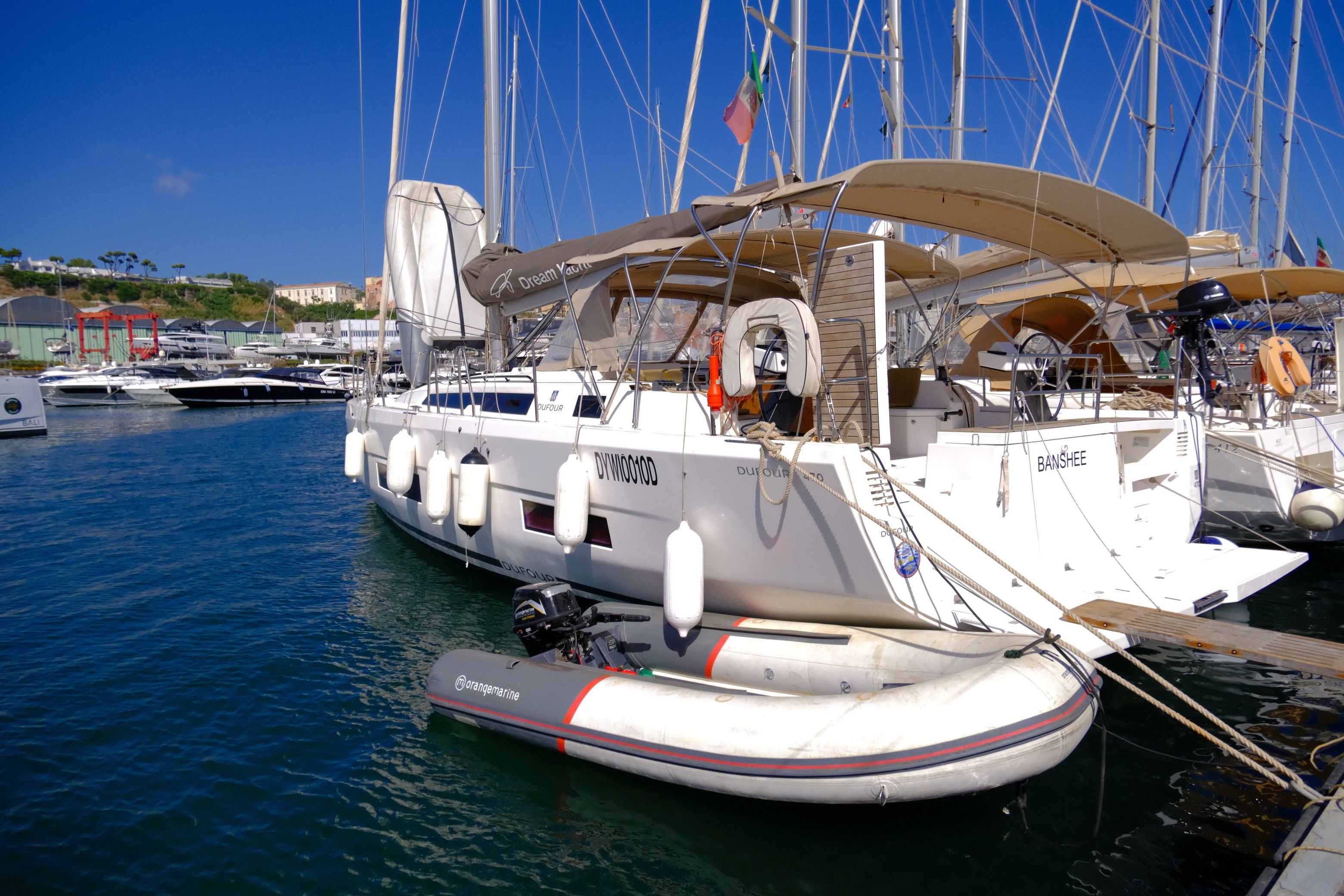 Dufour 470 | Banshee