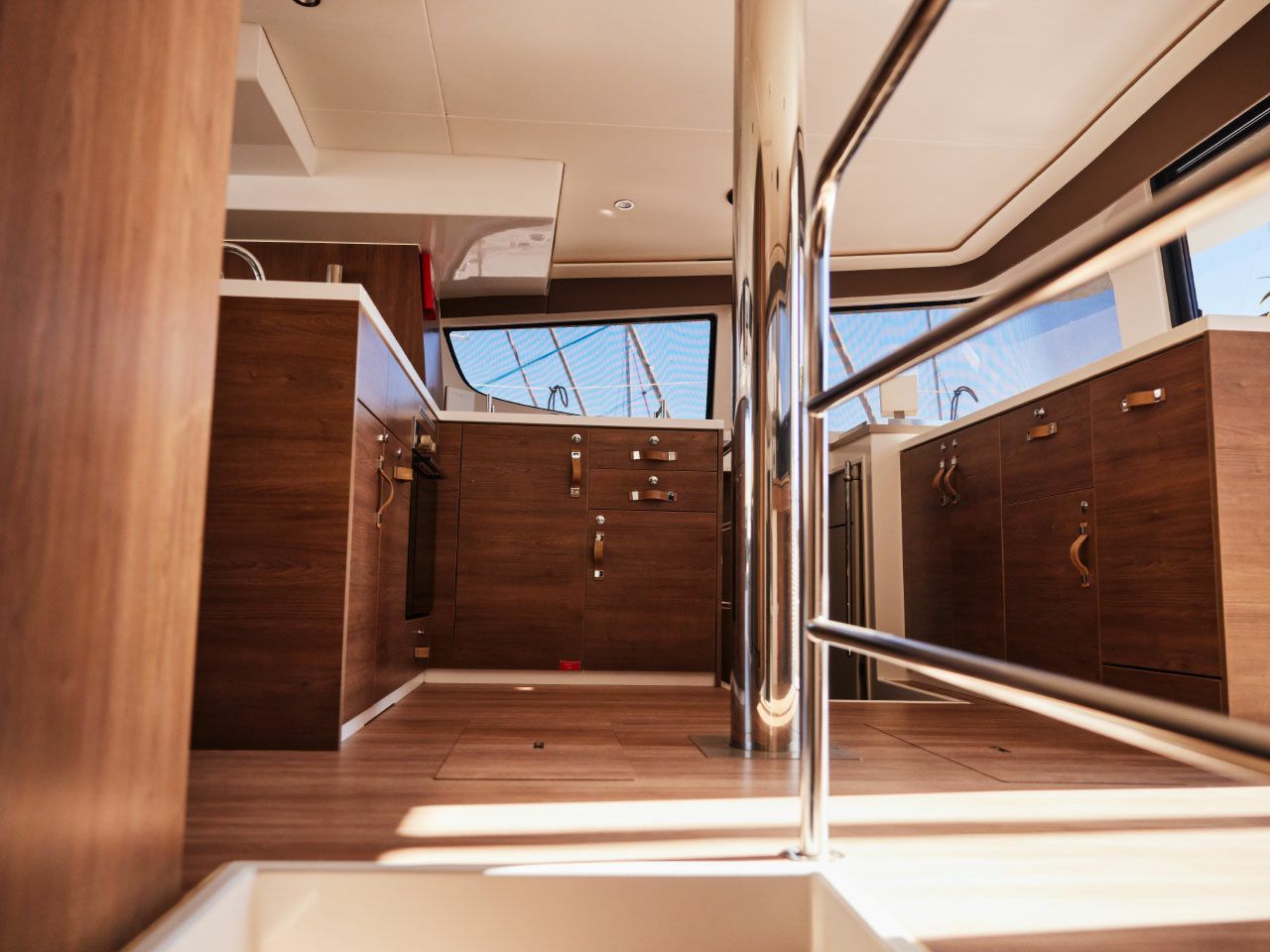 Bali 4.6 | Ediba Scorpio