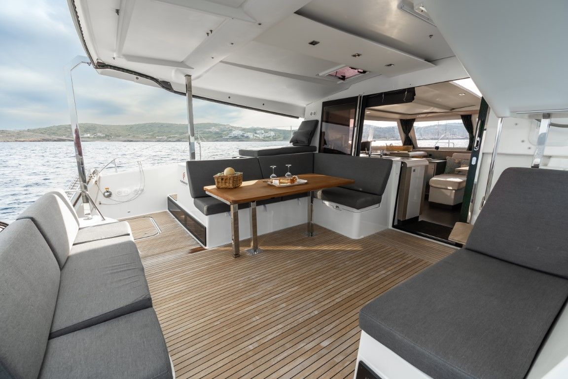 Fountaine Pajot Isla 40 | Carpe Vitam
