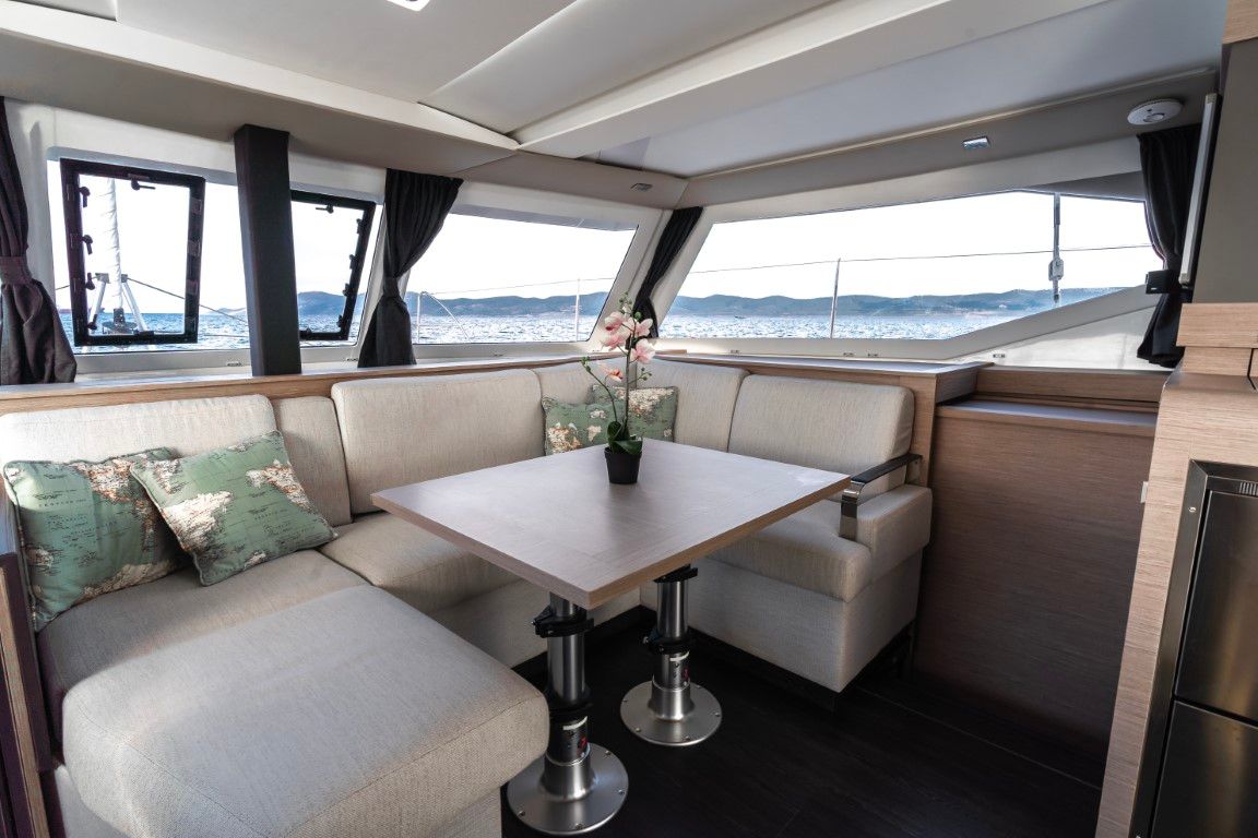 Fountaine Pajot Isla 40 | Carpe Vitam