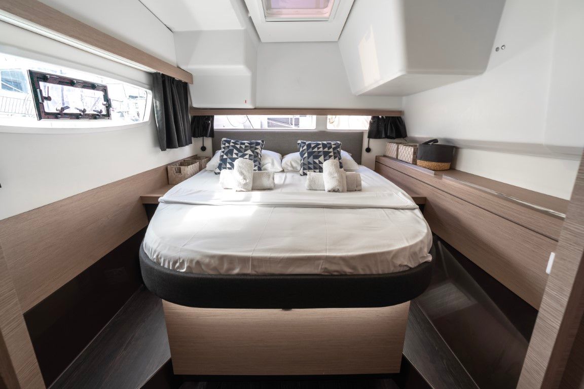 Fountaine Pajot Isla 40 | Carpe Vitam