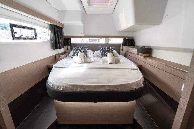 Fountaine Pajot Isla 40 | Carpe Vitam