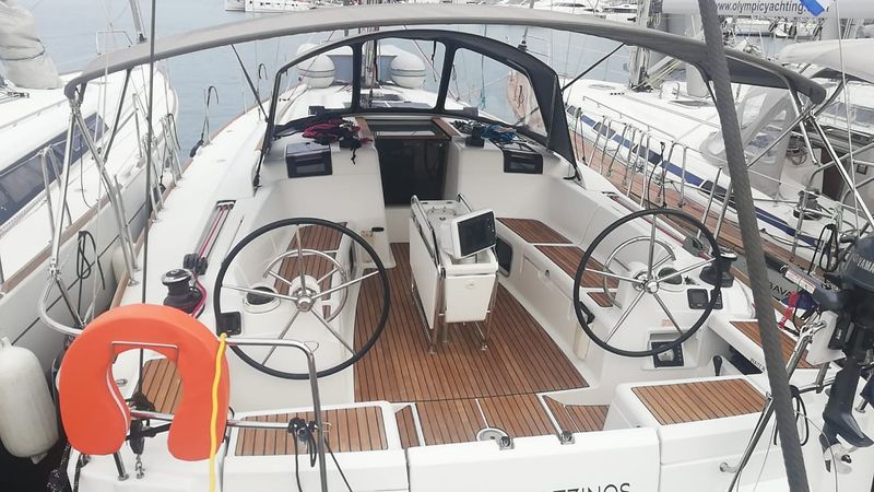 Jeanneau Sun Odyssey 439 | Captain Tzinos