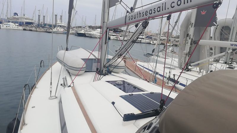Jeanneau Sun Odyssey 439 | Captain Tzinos