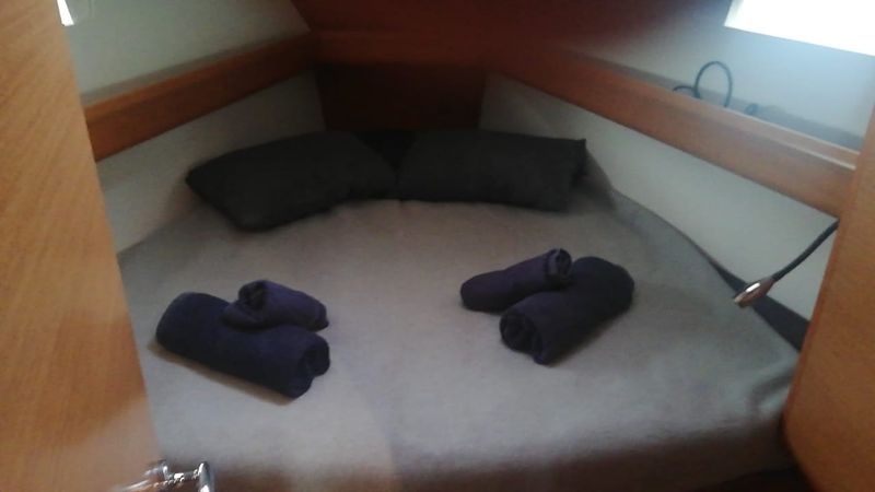 Jeanneau Sun Odyssey 439 | Captain Tzinos