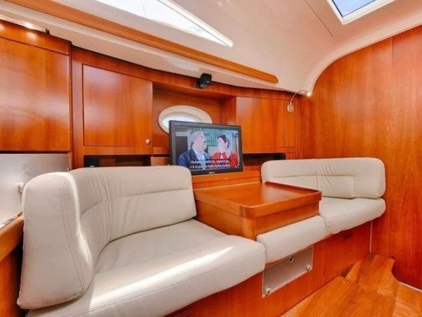 Elan 514 Impression | Why Knot