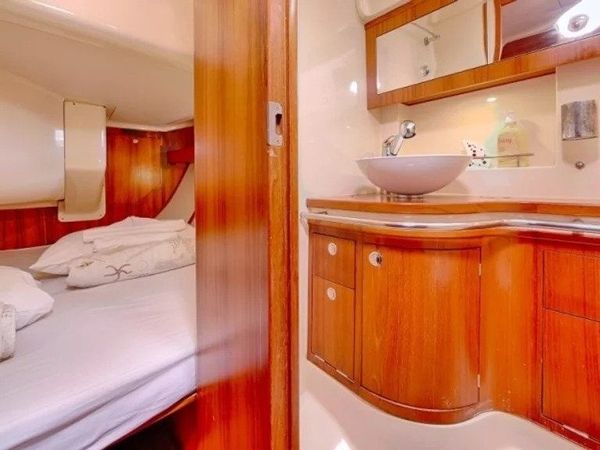 Elan 514 Impression | Why Knot