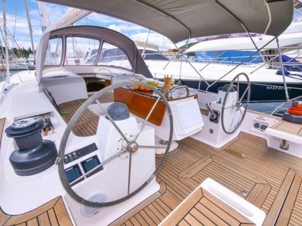 Elan 514 Impression | Why Knot