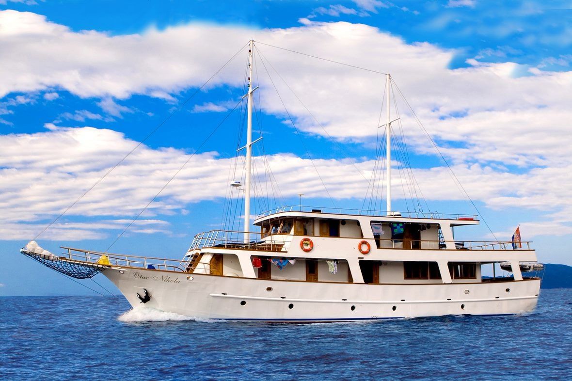 Gulet 92 | Otac Nikola