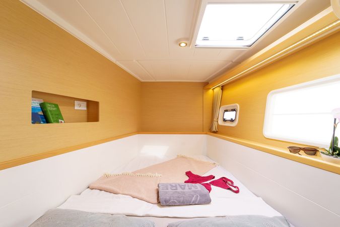 Lagoon 400 S2 | Miss Moneypenny