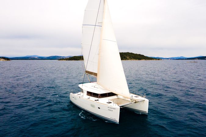Lagoon 400 S2 | Miss Moneypenny