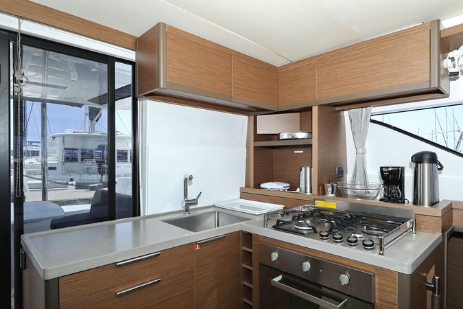 Lagoon 50 | High Life