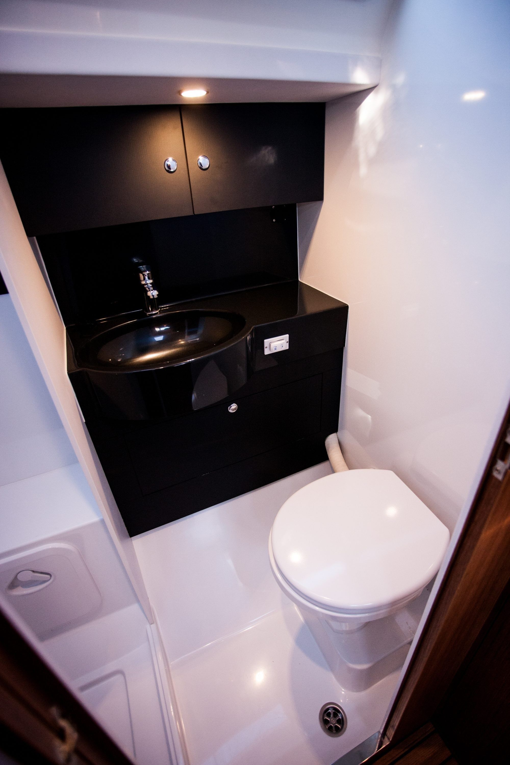 Antila 33 | Molibden