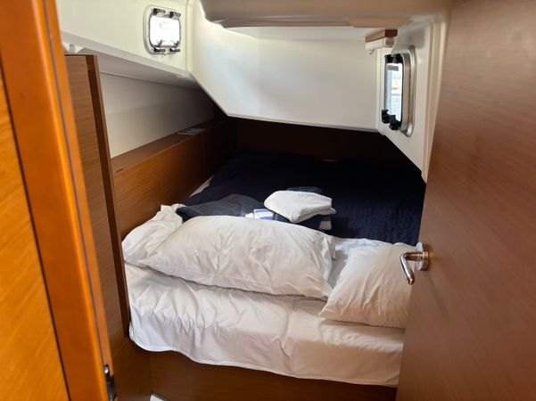 Jeanneau Sun Odyssey 380 | Sunsail 22