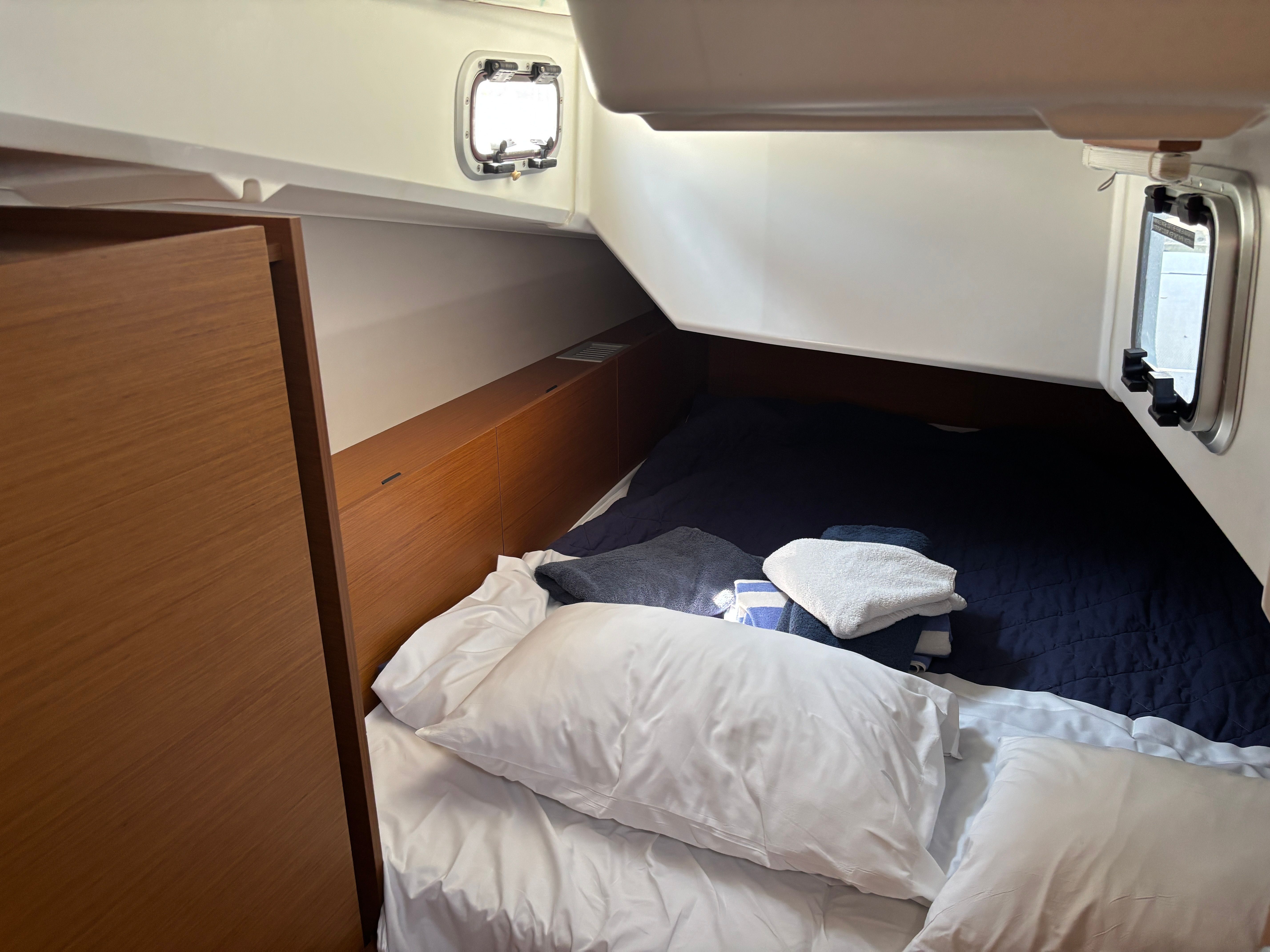 Jeanneau Sun Odyssey 380 | Sunsail 22