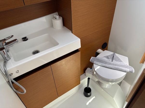 Jeanneau Sun Odyssey 380 | Sunsail 22