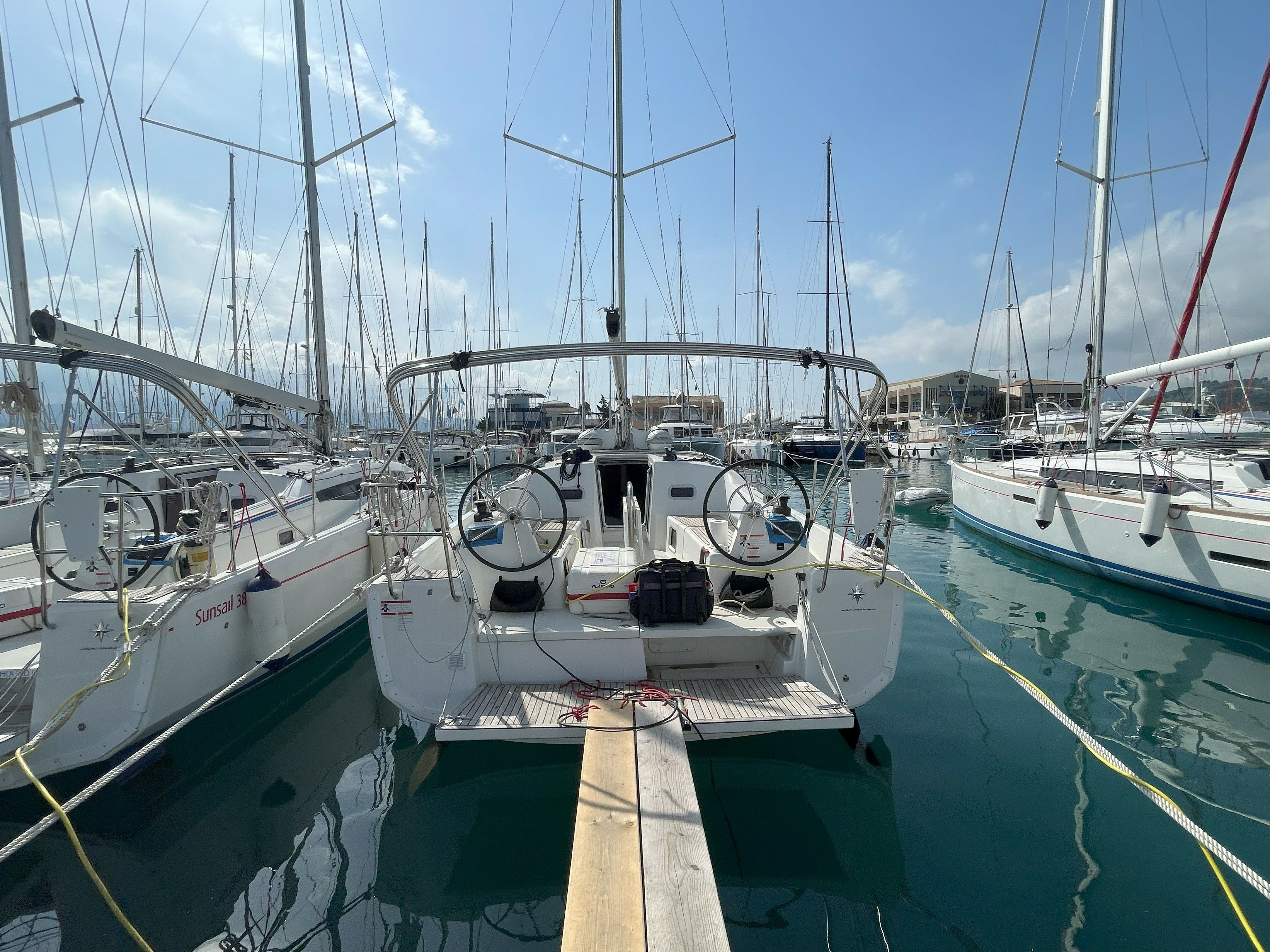Jeanneau Sun Odyssey 380 | Sunsail 22