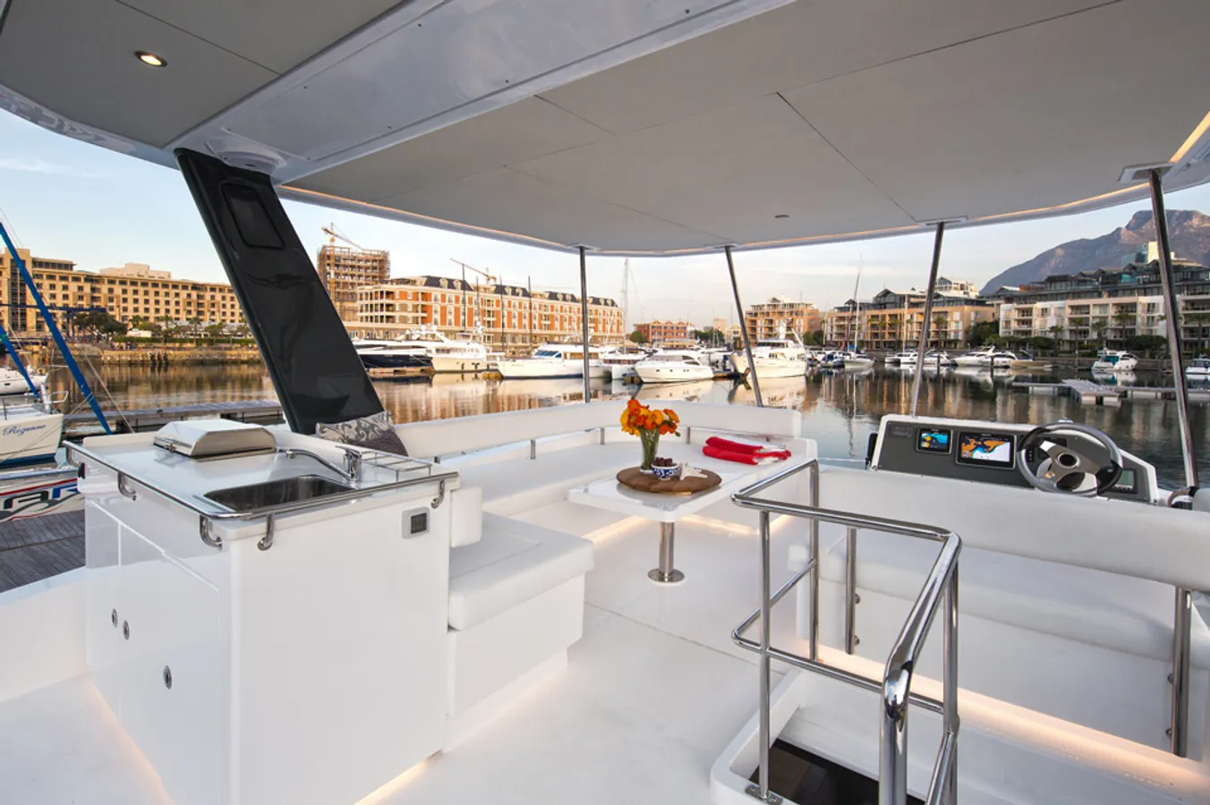 Leopard 43 PC | Moorings 19