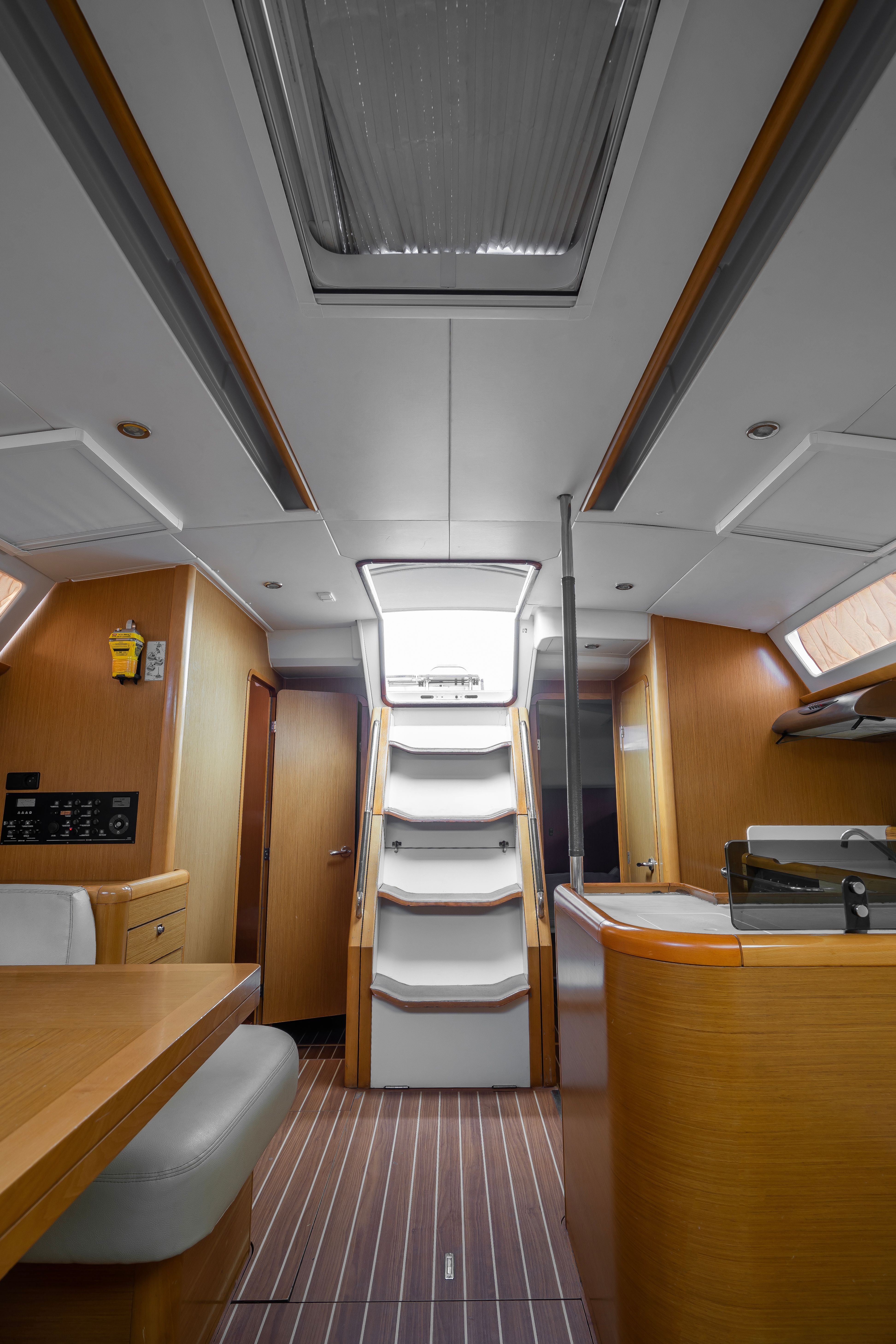 Jeanneau 53 | Regina 5